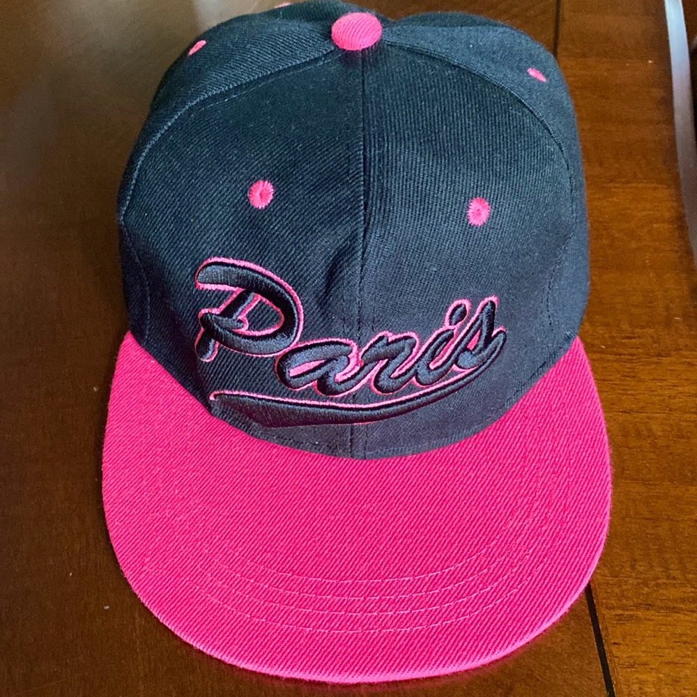 Paris hat (never worn)